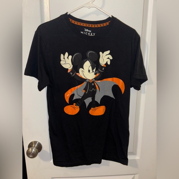 Disney Mickey Mouse Halloween shirt - Picture 1 of 3